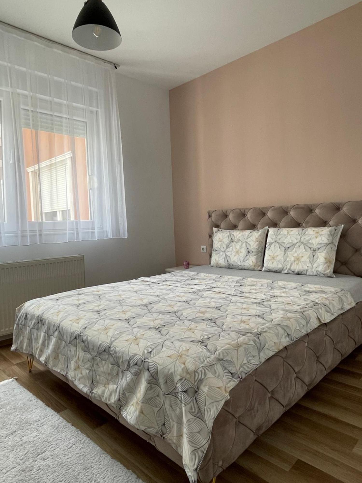 Entire Apartment - Near The Center Pristina Eksteriør billede